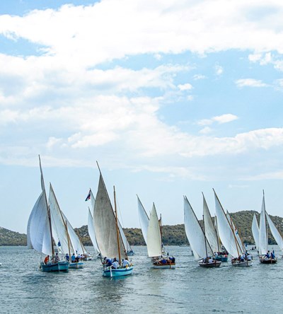 Tradicijski drveni brod "Betinska gajeta"